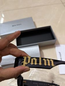 Unisex Palm Angels Sunglasses Case &amp; Box