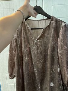 🤎Elegant Velvet Top