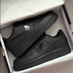 Nike Air Force 1 Sneakers