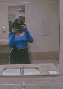 Blue long sleeve crop top