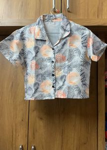 Stylish Tropical Print Button-Up Shirt