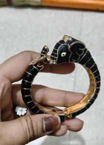 Elephant Bangle Bracelet