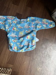 Combo 3pieces (Cap Mint Green Upto 4months,2bibs