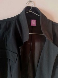 Chic Black Wrap Crop Blazer