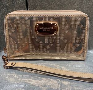 Michael Kors Metallic Wallet Wristlet NWOT