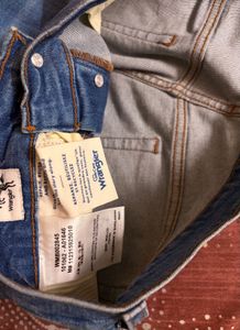 Wrangler Straight Fit Jeans