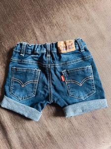 Levis Denim Shorts (4 years )