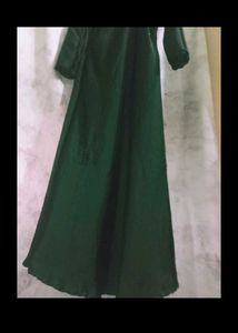 Elegant Emerald Green Abaya