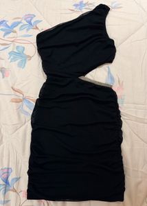 Chic Black One-Shoulder Cutout Dress
