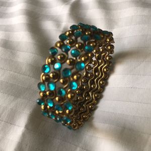 Kundan Blue Beaded Bangles Set