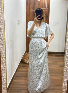 Abstract Silver Print Flutter Sleeve Midi Dress