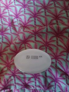 Ponds Blurring Filter faces powder
