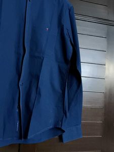 Louis Philippe Men's Blue Cotton Collared Shirt