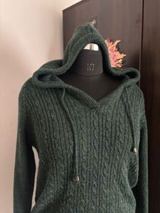 Cozy Cable Knit Hooded Sweater