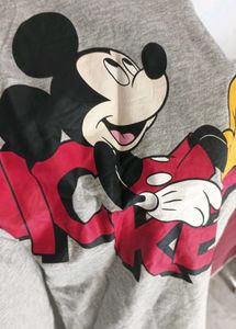 H&amp;M Mickey Mouse Graphic T-Shirt