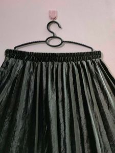Korean Style Shimmery Pleated Skirt