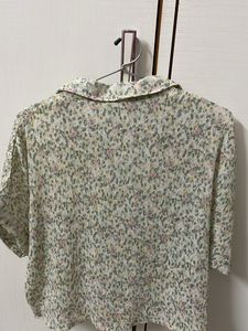 Pretty Floral Crop Shirt