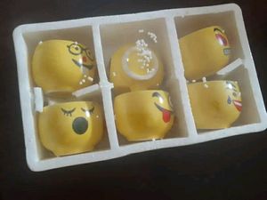 Emoji Cup Set