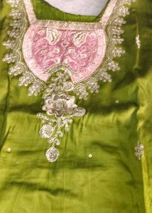 Elegant Green Kurta Set with Pink Embroidery