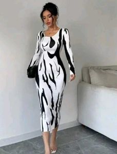Stylish Flame Print Bodycon Dress