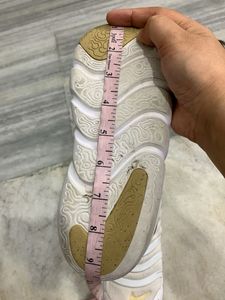 Unisex Cream Nike Slip-On Sneakers