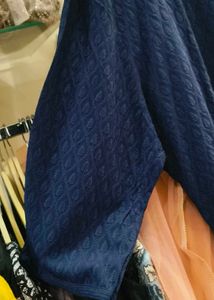 Elegant Blue Textured Kurta