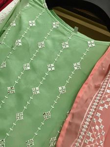 Elegant Green Embroidered Kurta Set with Pink Dupa