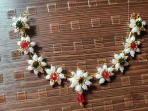 Floral Design Necklace