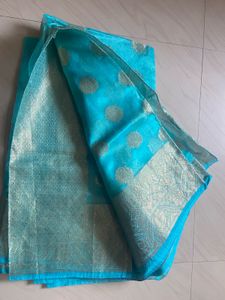 Elegant Blue Silk Saree ( no blouse)