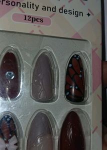 Press-On Butterfly Nails