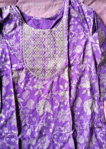 women purple kurti