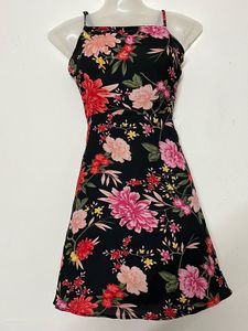 Pintresty Floral Print Mini Dress