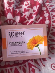 Richfeel Calendula Anti Acne Soap