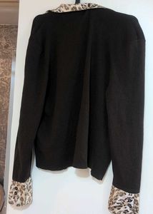 Chick Brown Cardigan with Leopard Print Collar