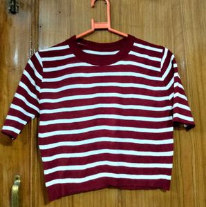 Striped Cropped top🌶️