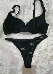 Black Lace Bra and Thong Set