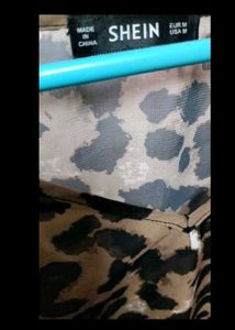 Leopard Print Sheer V-Neck SCHAKET