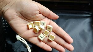 scrabble