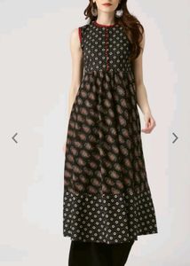 Paisley Printed Kurta With Ethnic Jacket