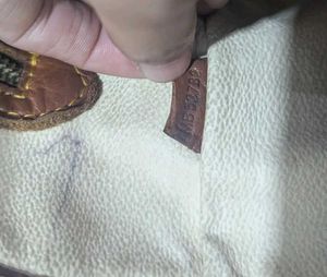 louis vuitton thrifted bag