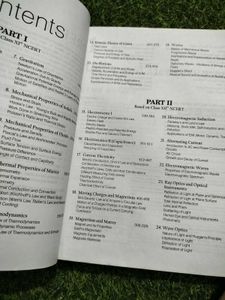 NEET Physics &amp; Biology Arihant Book