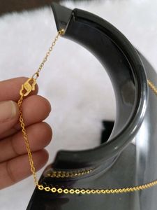 Elegant Gold Solitaire Necklace