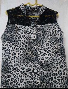 Stylish Women's Tops - Set of 2