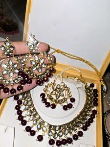 Burgundy kundan set gold