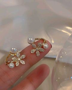Studded Flora 2-1 Earrings