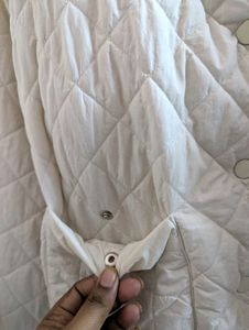 JUICY COUTURE Quilted Cream Puffer Jacket 🪞