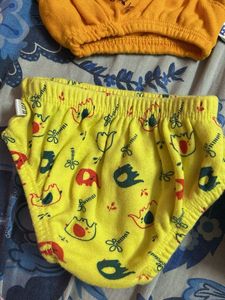 Boys Green Printed Underwear
