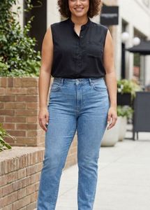H&M Sleek Black Sleeveless Button-Up Top