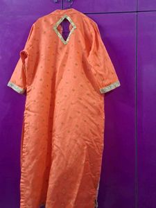 Elegant Peach Embroidered Kurta