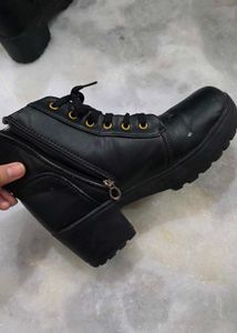 black Boots For Women/Girls